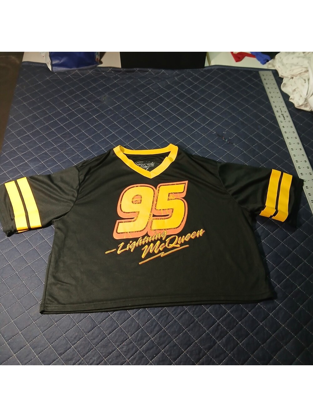 Disney Pixar Cars Lightning McQueen Y2K Jersey Top Black Yellow Medium